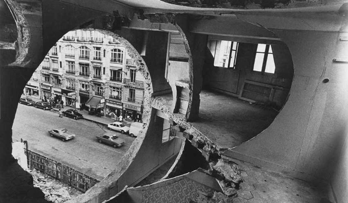 “Conical Intersect” ∙ 1975, 27-29 rue Beaubourg, Paris ∙ Gordon Matta-Clark